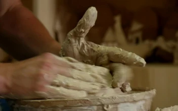 Stock Video Hands Working With Raw Clay Animated Wallpaper