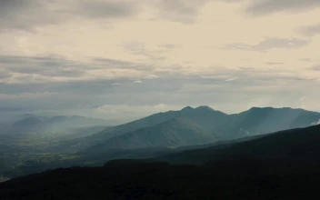 Stock Video Landscape Of A Mountain Range Seen From The Top Of Animated Wallpaper