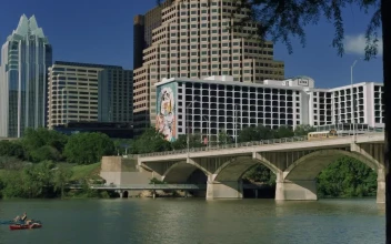 Stock Video Landscape Around A River In A Big City Animated Wallpaper