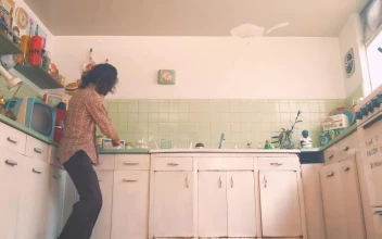 Stock Video Man Dancing In A Retro Kitchen Animated Wallpaper