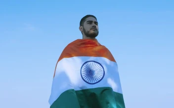 Stock Video Man Covered With Flag Of India Animated Wallpaper
