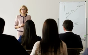 Stock Video Man Asking A Question During A Meeting Animated Wallpaper