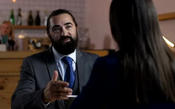 Stock Video Man Applying For A New Job Animated Wallpaper