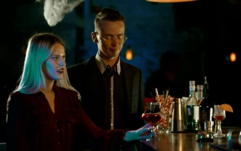 Stock Video Man And Woman Toasting In A Bar Animated Wallpaper