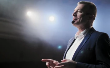 Stock Video Male Speaker Giving A Talk At A Forum Animated Wallpaper