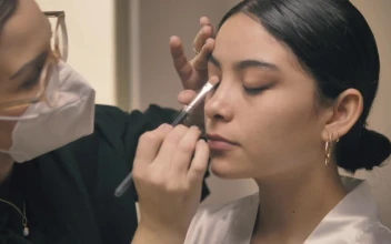 Stock Video Makeup Artist Working On The Face Of A Bride Animated Wallpaper