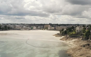 Stock Video Low Tide In A Fishing Village Animated Wallpaper