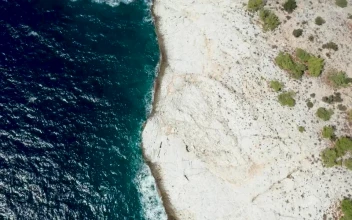 Stock Video Looking Down On A Dry Coastline And Shore Animated Wallpaper