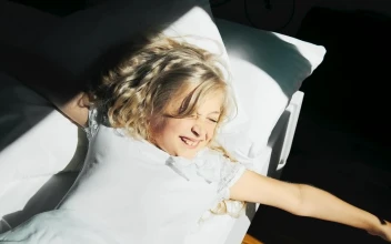 Stock Video Little Girl Waking Up In The Morning Animated Wallpaper