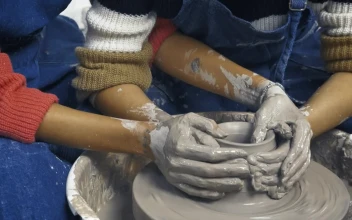 Stock Video Lgbtq Girls Making A Clay Vase Together Animated Wallpaper