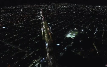Stock Video Large Street Passing Through A City At Night Animated Wallpaper