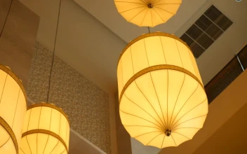 Stock Video Lanterns Handing In A Building Animated Wallpaper