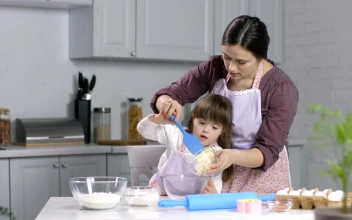 Stock Video Mother And Child Baking In The Kitche Animated Wallpaper