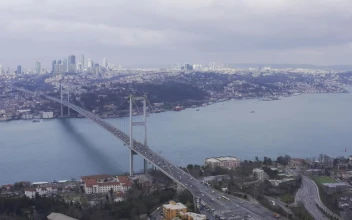 Stock Video Morning Traffic Across A Bridg Animated Wallpaper