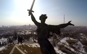 Stock Video Monument In The Sun And Sno Animated Wallpaper