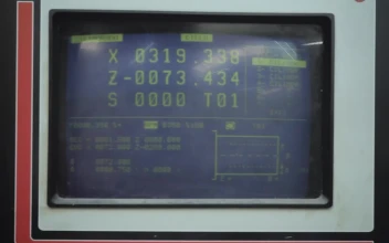 Stock Video Monitor Of An Industrial Lathe Cutte Animated Wallpaper