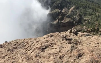 Stock Video Mist And Low Clouds Across The Hill Animated Wallpaper