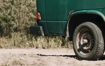 Stock Video Minivan Wheel In The Su Animated Wallpaper