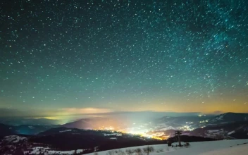 Stock Video Milky Way In The Sky Time Laps Animated Wallpaper