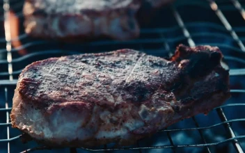 Stock Video Meat Cooking On The Gril Animated Wallpaper
