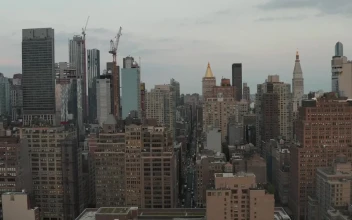 Stock Video Manhattan Skyline With Buildings And Skyscraper Animated Wallpaper