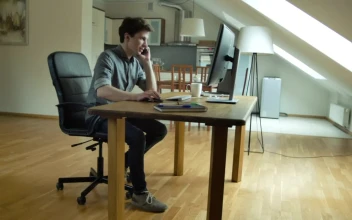 Stock Video Man Working On Customer Support At Hom Animated Wallpaper