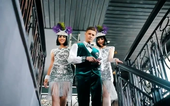 Stock Video Man Throwing Bills With A Couple Of Female Dancer Animated Wallpaper
