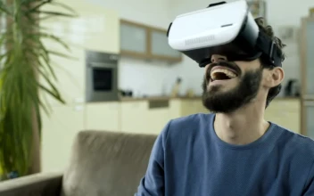 Stock Video Man Laughing Hysterically With Virtual Realit Animated Wallpaper