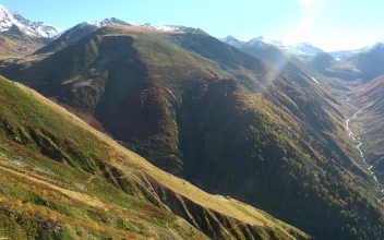 Stock Video Mountain Landscape In Autumn