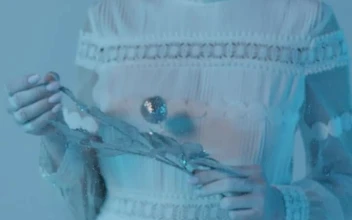 Stock Video Mysterious Pale Looking Fashion Woman At Winter