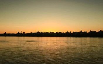 Stock Video New York City At Sunrise