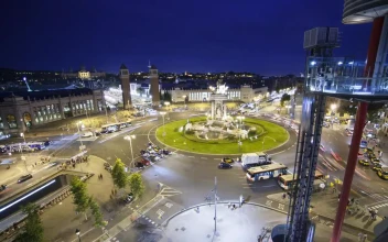 Stock Video Night Traffic On A Roundabout Hyper Lapse