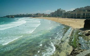 Stock Video Ocean Waves Bursting On The Shore Of The Coast