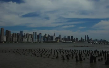 Stock Video Old Pier In New York