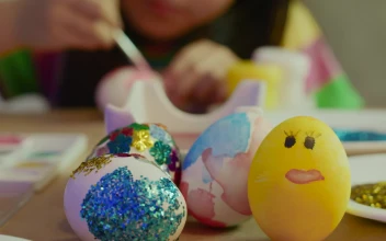 Stock Video Painted Easter Eggs