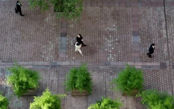 Stock Video Paris Pedestrian Path