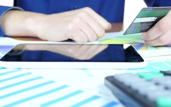 Video Stock Person Typing Bank Details On A Cell Phone Free