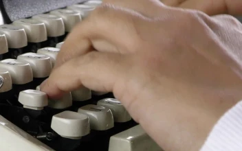 Video Stock Person Typing On Old Typewriter Free