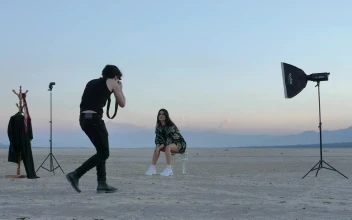 Video Stock Photo Session With A Girl In The Middle Of A Free