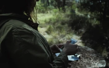 Video Stock Photographer Using A Smartphone Free