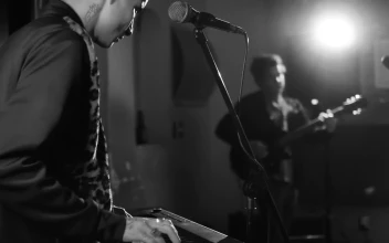 Video Stock Pianist Of A Rock Band Free