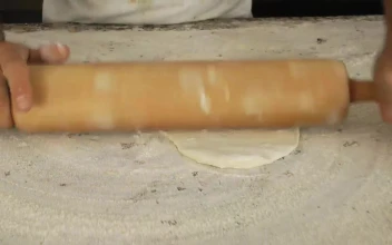Video Stock Pizza Maker Preparing Dough Free