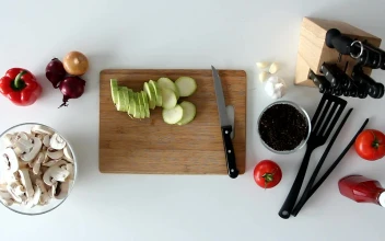 Video Stock Plating Fresh Vegetables Free