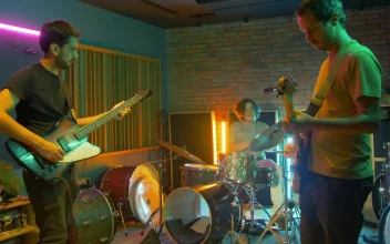 Video Stock Pop Rock Bada In A Recording Studio Free