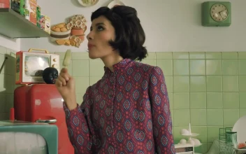 Video Stock Portrait Of A Retro Woman Eating A Popsicle Free
