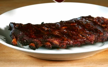 Video Stock Pouring Barbecue Sauce On Ribs Free