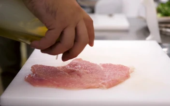 Video Stock Pouring Oil Over A Flat Chicken Steak Free