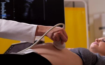 Video Stock Pregnant Woman At An Ultrasound Session Free