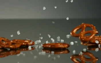 Video Stock Pretzels Falling In Slow Motion Free