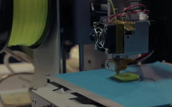 Video Stock Printing A Model Using Green Filament Free